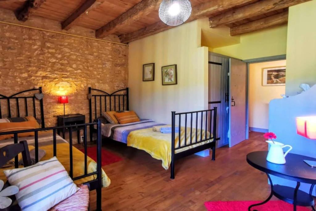 La Forge, Le Banquet Aux Eyzies Villa Les Eyzies Екстериор снимка